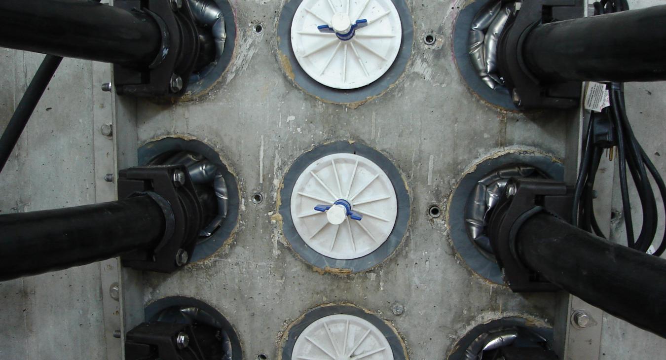 Underground vault connections
